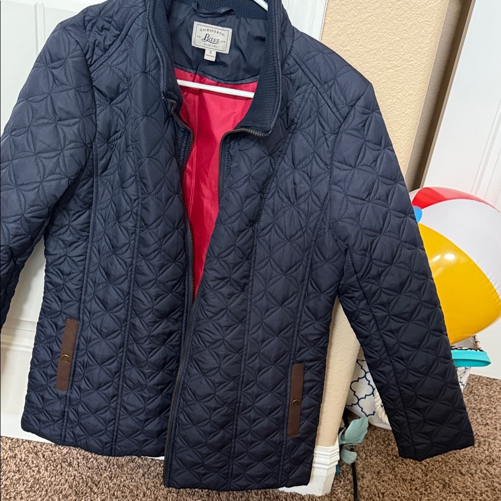 Bass Navy Quilted Jacket with Red Interior